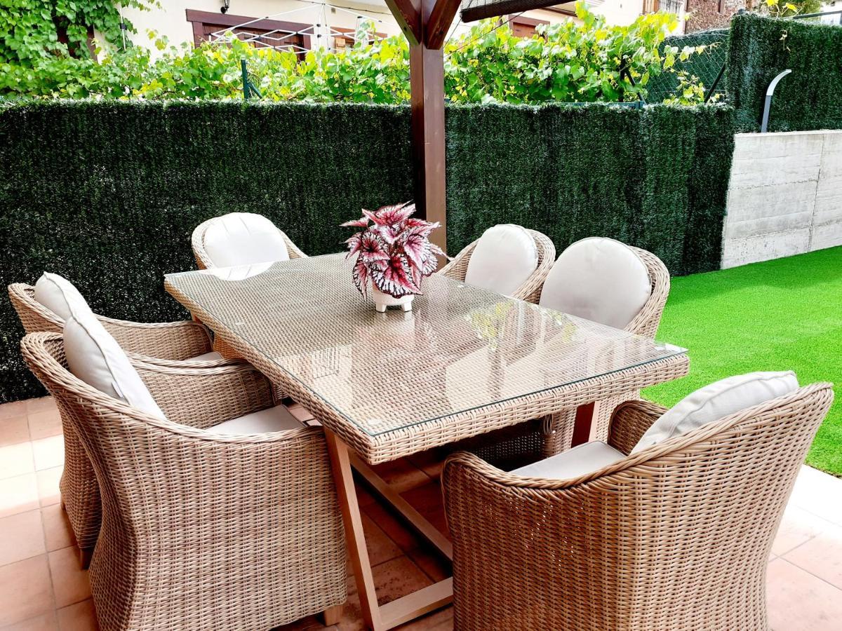 Apartamento Con Jardin Marbles Ескарай Екстериор снимка